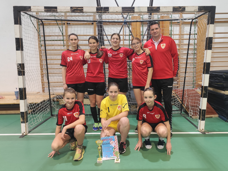Mikulás Kupa, Lány labdarúgó torna 